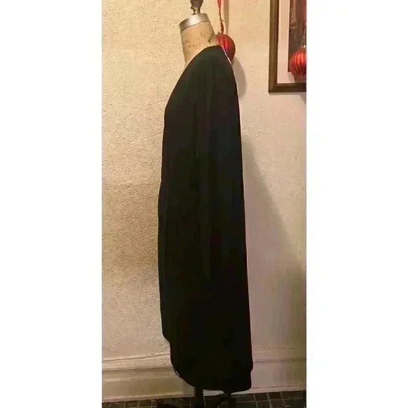 Long Sleeve V-Neck Faux Wrap Asymetrical Hem Maxi Dress Black NWT Size 24 - Picture 5 of 8